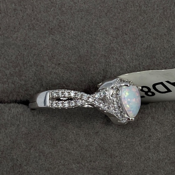 925 silver heart shaped ring size 6 Charmed Aroma - Picture 5 of 8